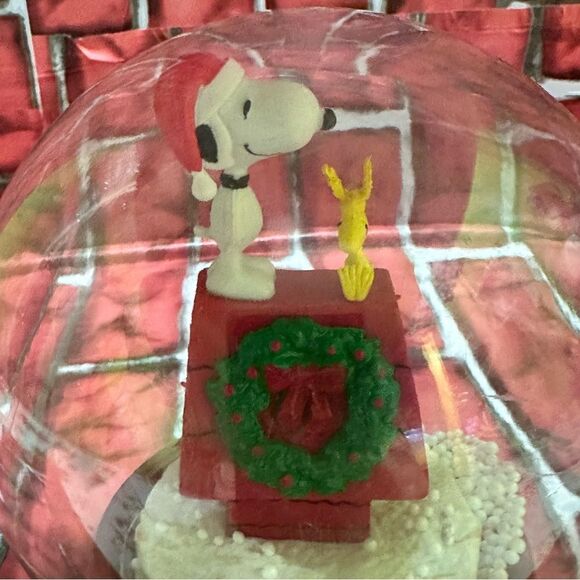 Peanuts Snoopy Air Snow musical Globe - Picture 6 of 6